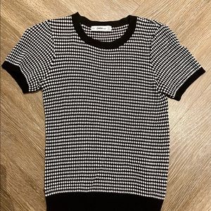 ZARA Stretchy Knit Crew Top burgundy, cream, black